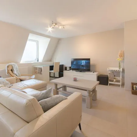 Lilly With Parking By Interhome 아파트 *